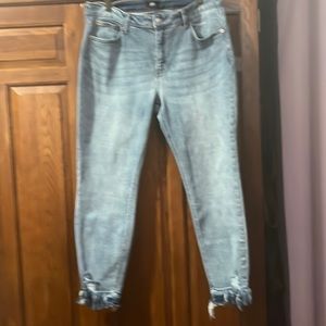 New l&m black label arianna distressed chew hem jeans 14